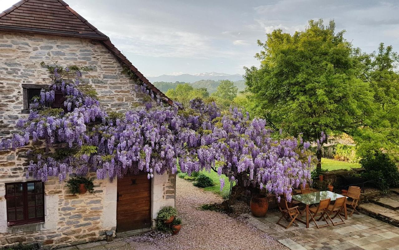 Chambres D'Hotes Secret Pyrenees Lasseube Exterior foto